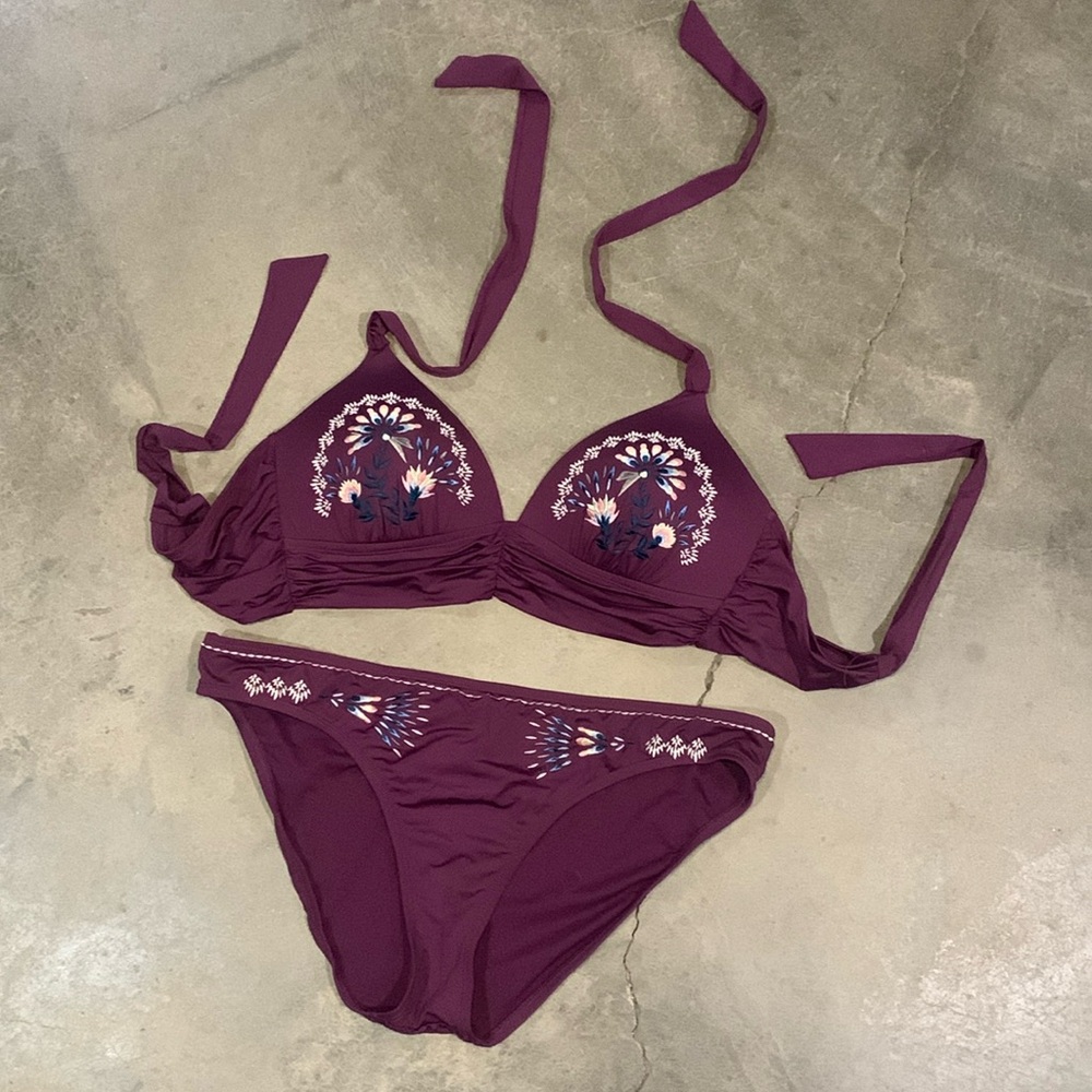 Gibson Latimer Embroidered Boho Bikini